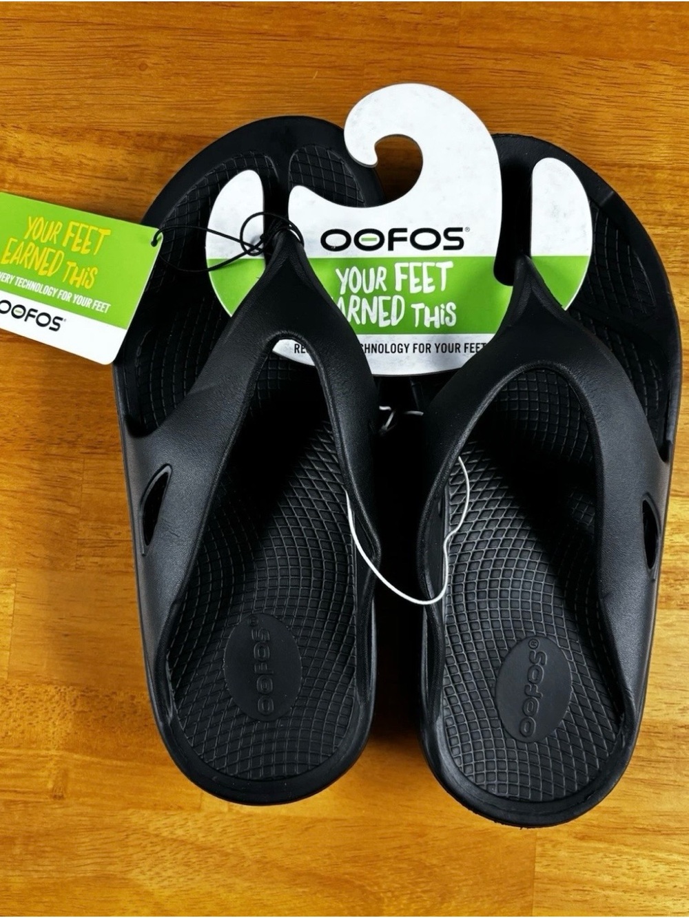 OOFOS Women's Black Thong Sandals Women’s Size 7, Men’s 5, EU 38 Slip On Comfort - Picture 2 of 10
